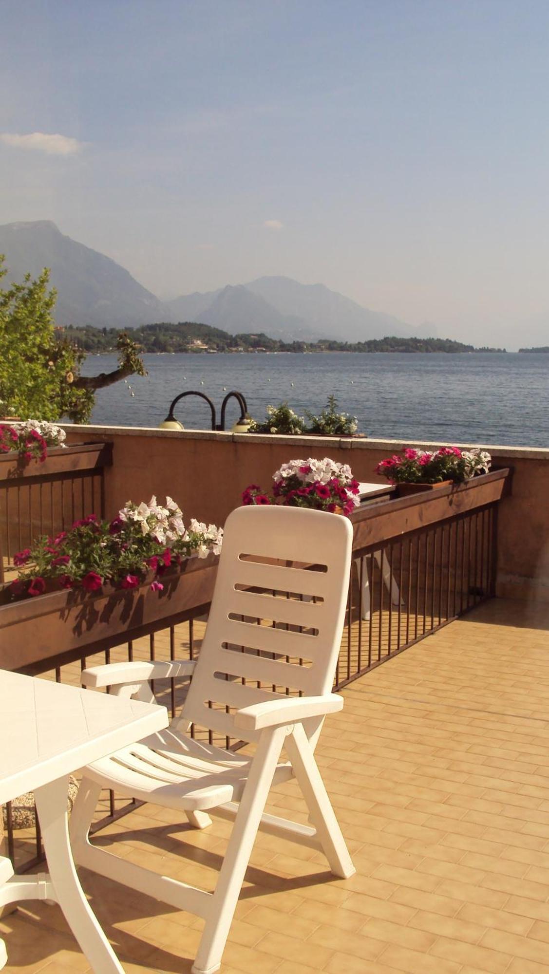 Bellerive Ristorante Albergo Manerba del Garda Exterior photo