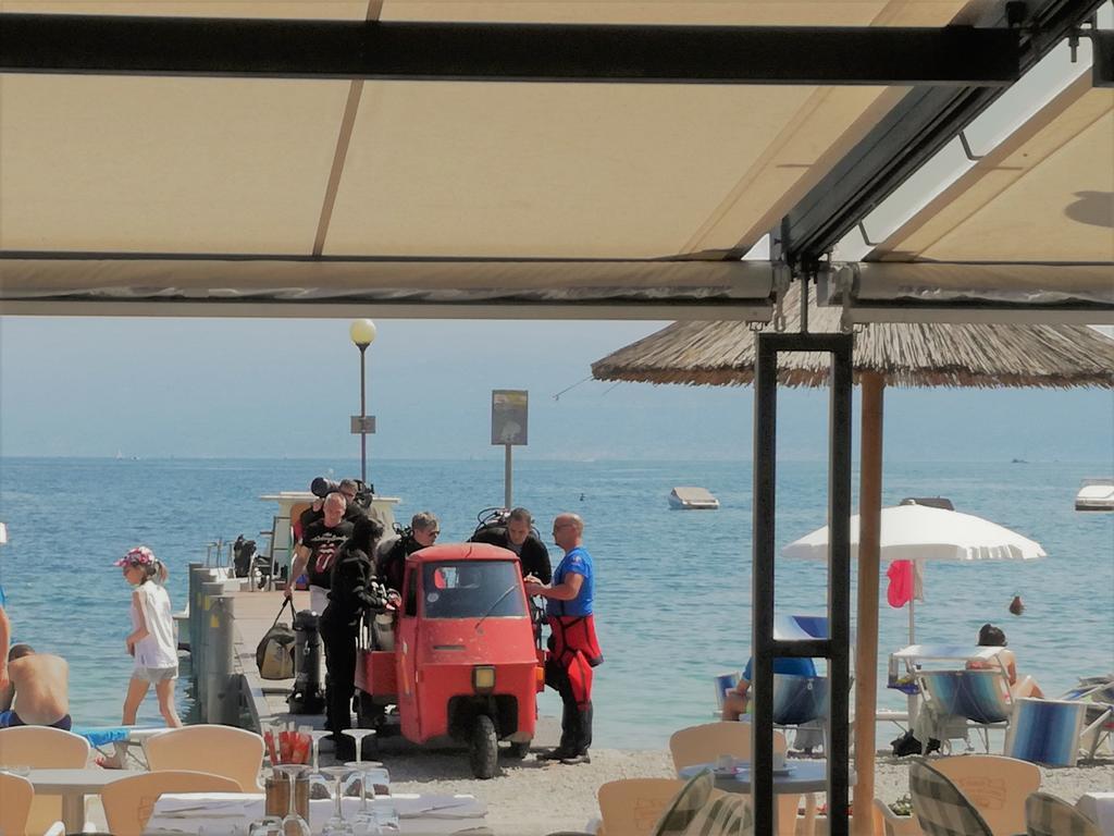 Bellerive Ristorante Albergo Manerba del Garda Exterior photo