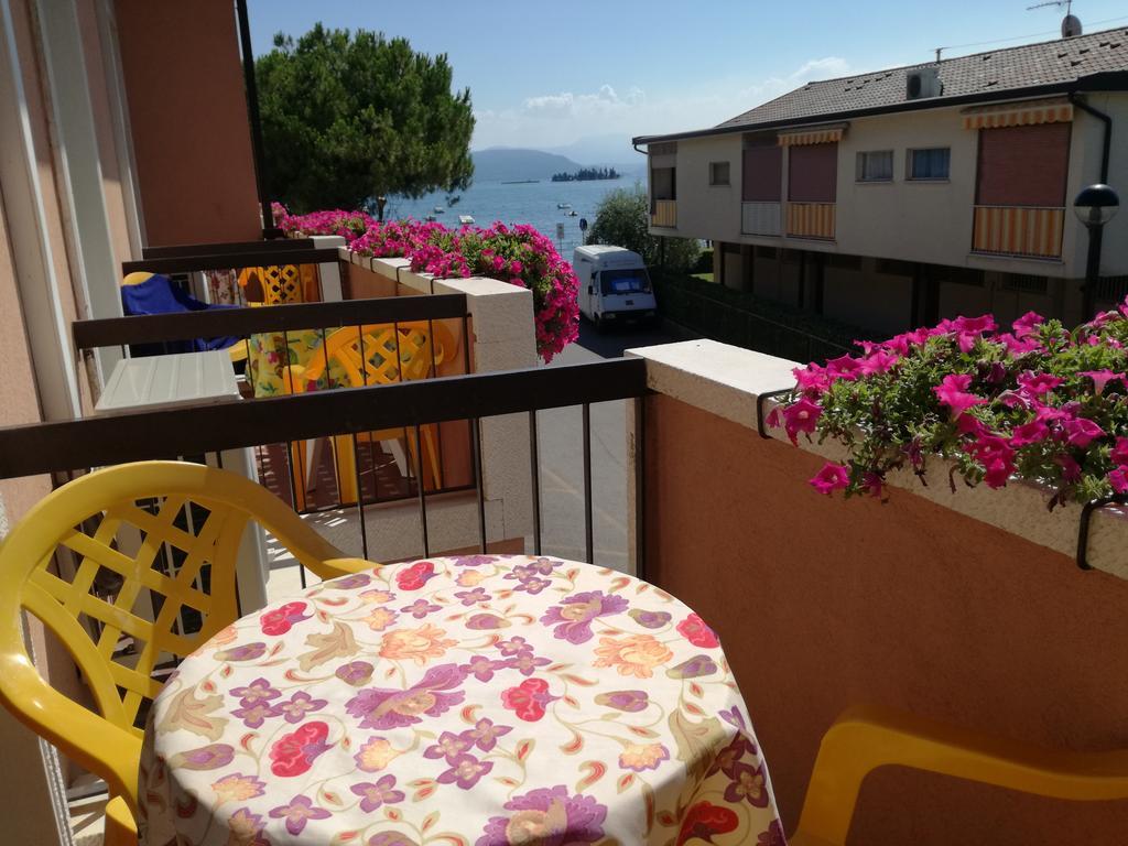 Bellerive Ristorante Albergo Manerba del Garda Exterior photo