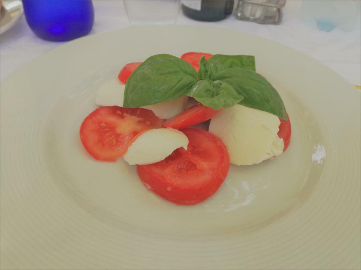 Bellerive Ristorante Albergo Manerba del Garda Exterior photo